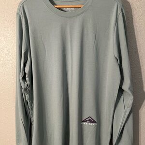 Nike Trail Sage Long Sleeve Tee